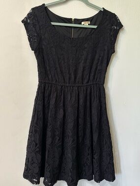 Xhilaration Black Lace Fit & Flare Dress Scoop Neck Cap Sleeve Short S/P